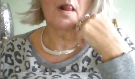 Kahles Tor reißt gei ...