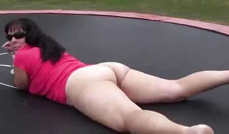 Schöne Blondine mit  ...