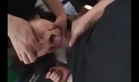 Nackt, betrunken, Ma ...