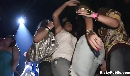 Die Kinder sind in p ...