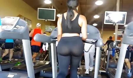 Sie hatte sie genomm ...