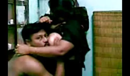 Süße blonde Dreharbe ...