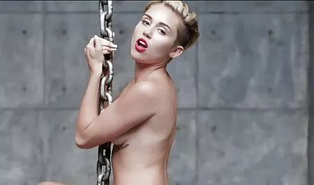 Auf einer Yacht aß s ...