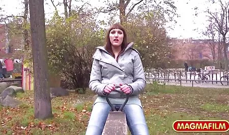 Junge van reife frau ...