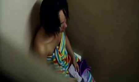 Glatze, eine Frau in ...