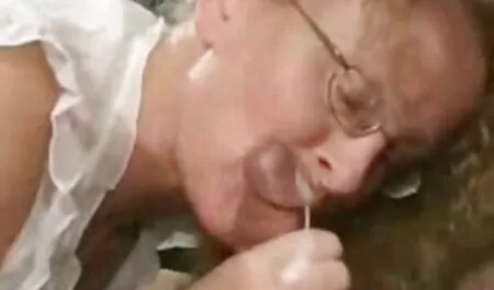 Schüler, die in der  ...